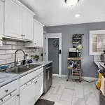 Entire Cute Boho Home Near Hospital, Expo Center, Free Parking