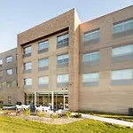 Holiday Inn Express & Suites Kalamazoo West