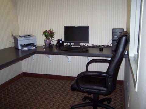 Express & Kalamazoo, An Ihg Hotel 2*