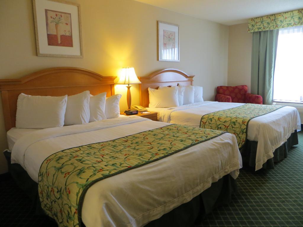 Hotel Baymont By Wyndham East 3*