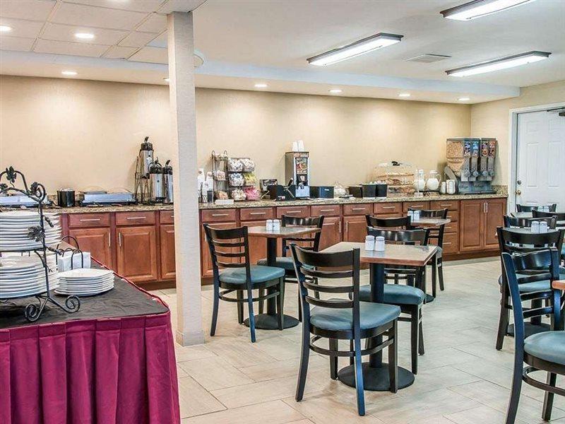 Clarion 3* Kalamazoo