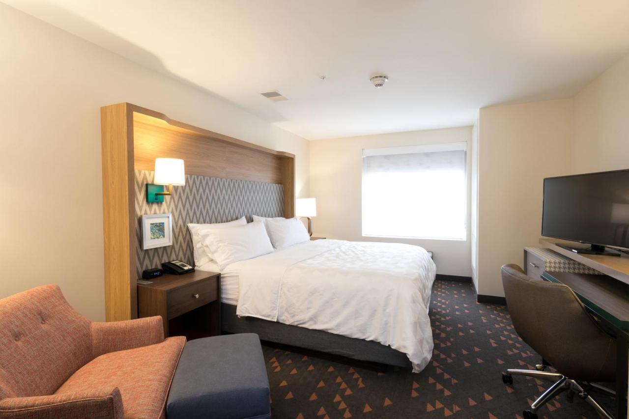 - West By Ihg Hotel