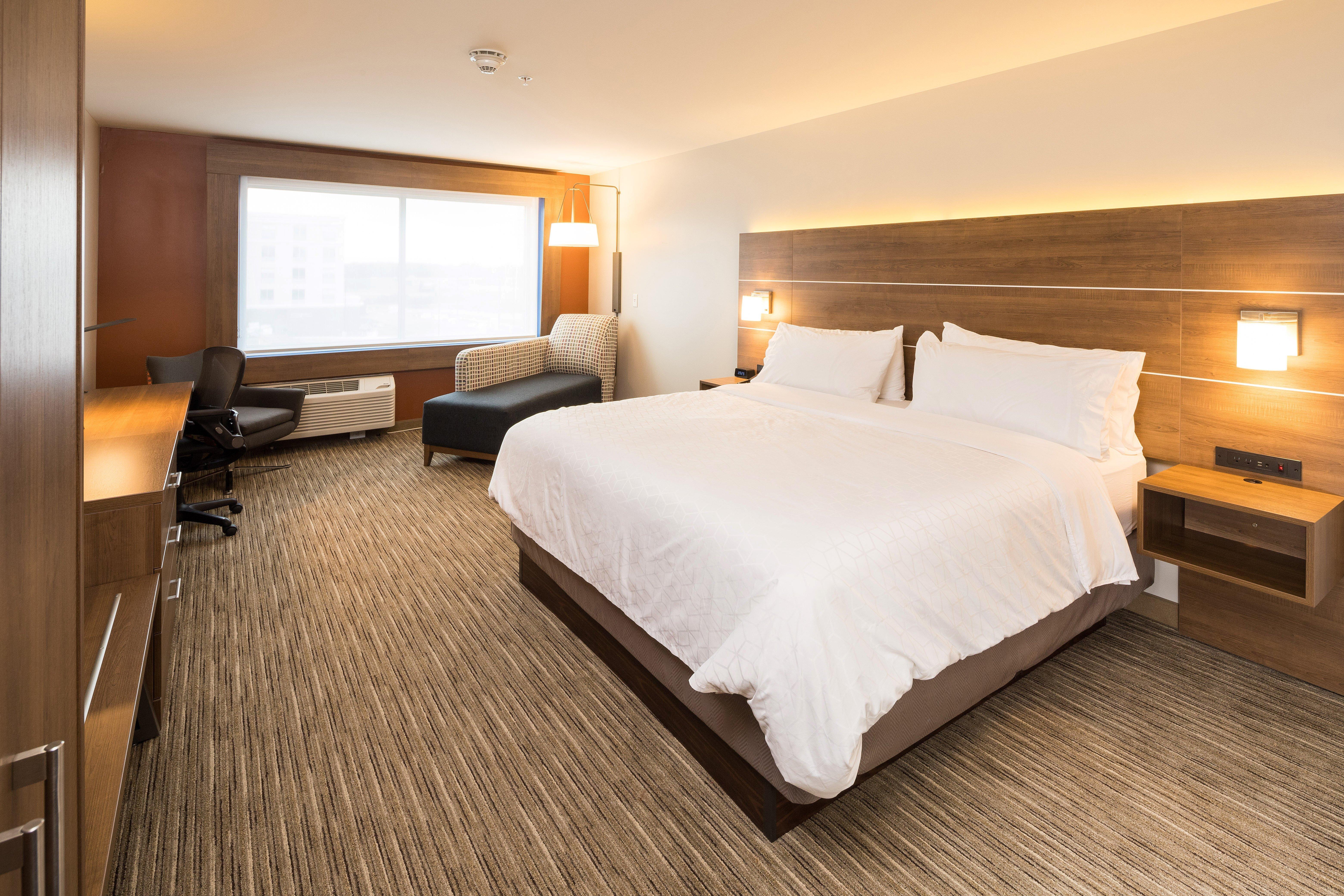 Hotel Express & West 4*