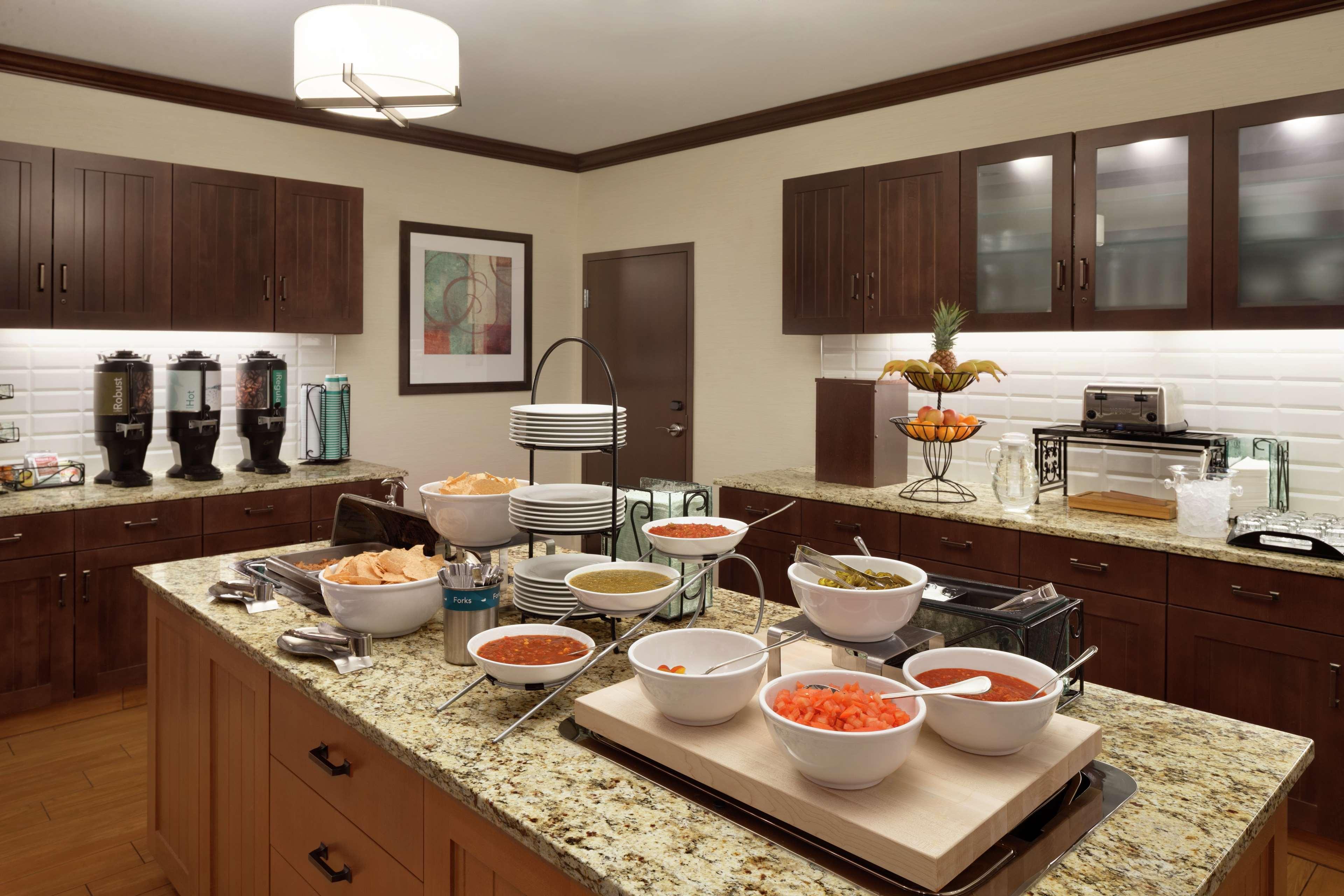 Hotel Homewood By Hilton Kalamazoo-portage 3*