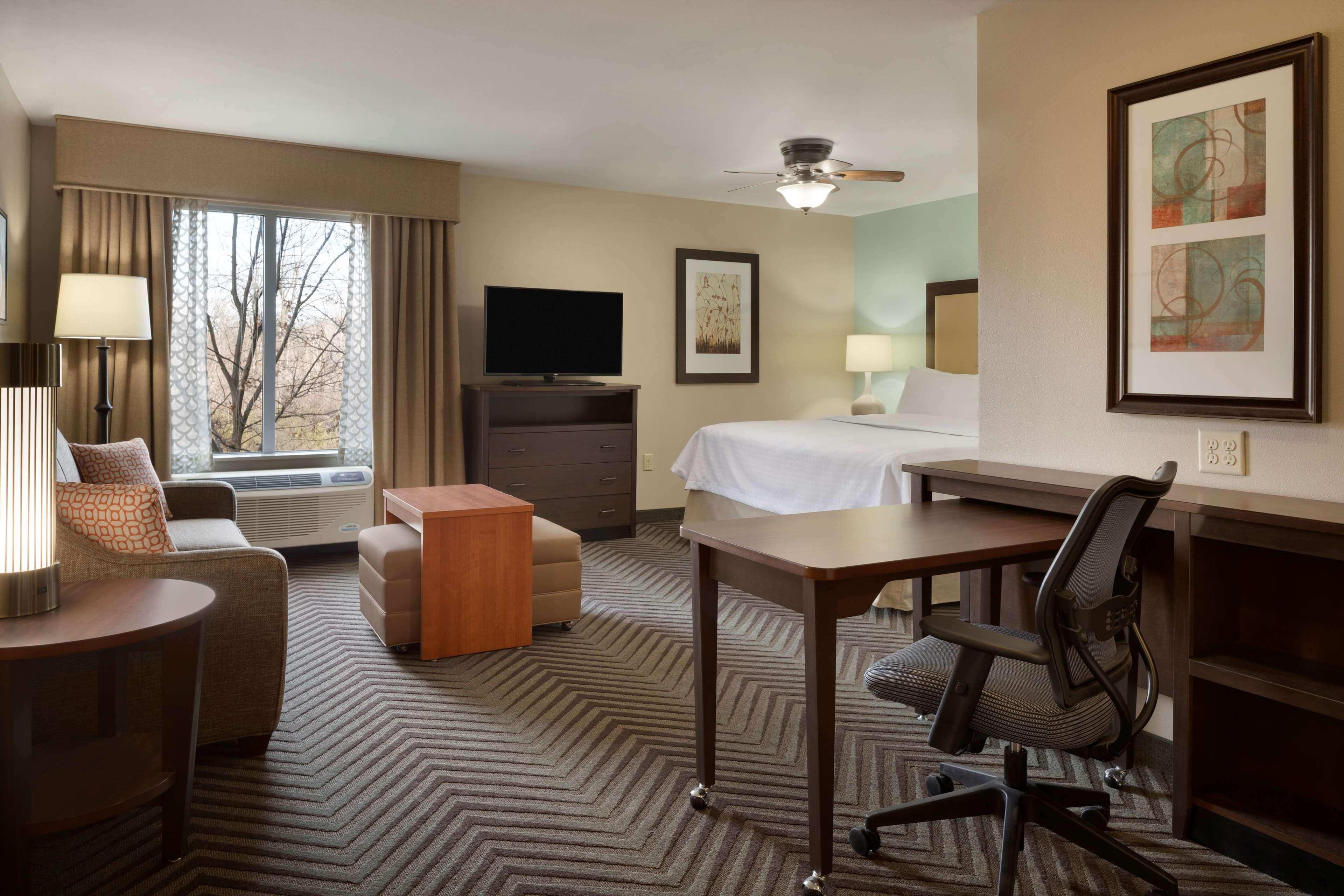 Hotel Homewood By Hilton Kalamazoo-portage Kalamazoo