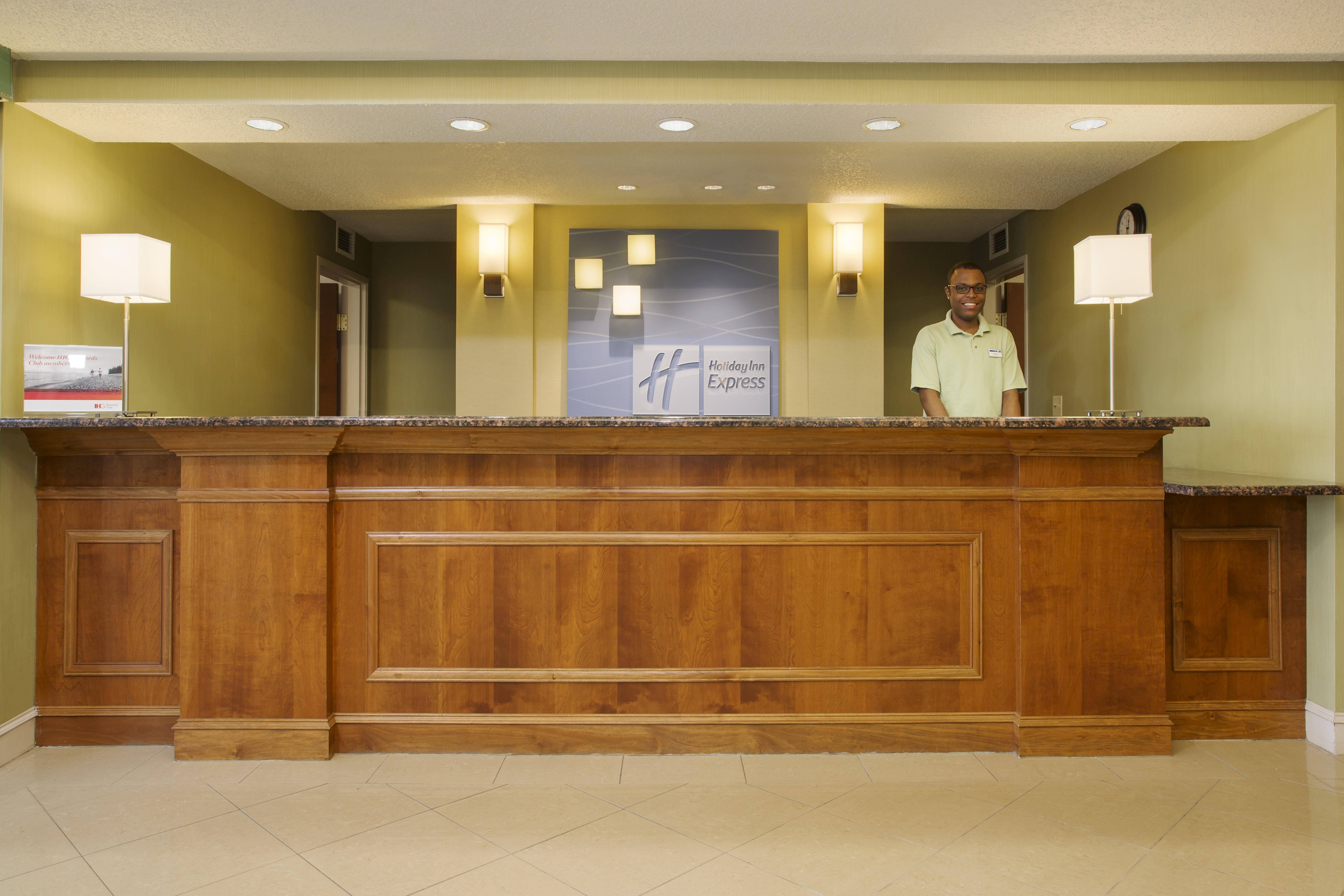 Hotel Express & Kalamazoo, An Ihg Kalamazoo