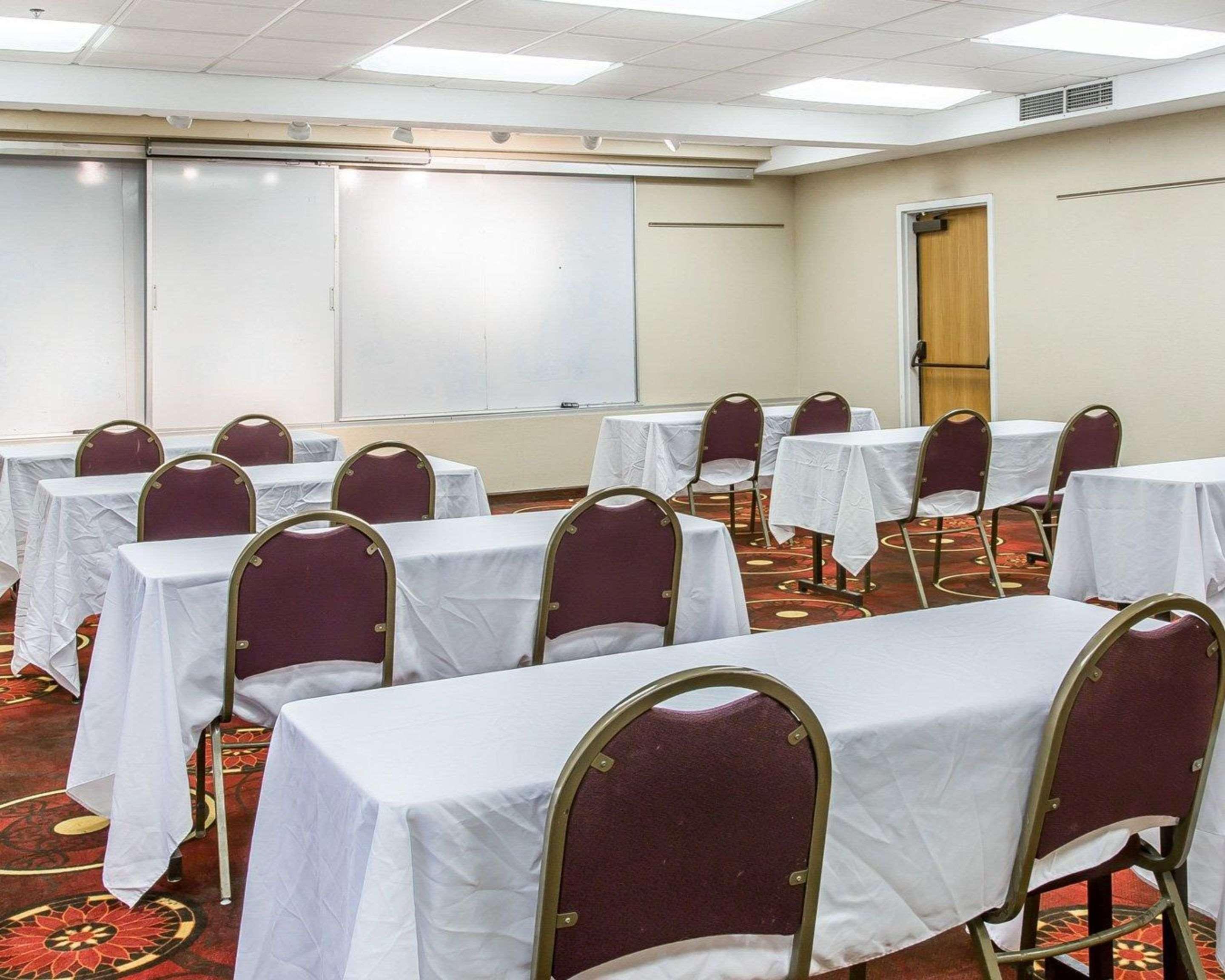 Clarion Inn Kalamazoo