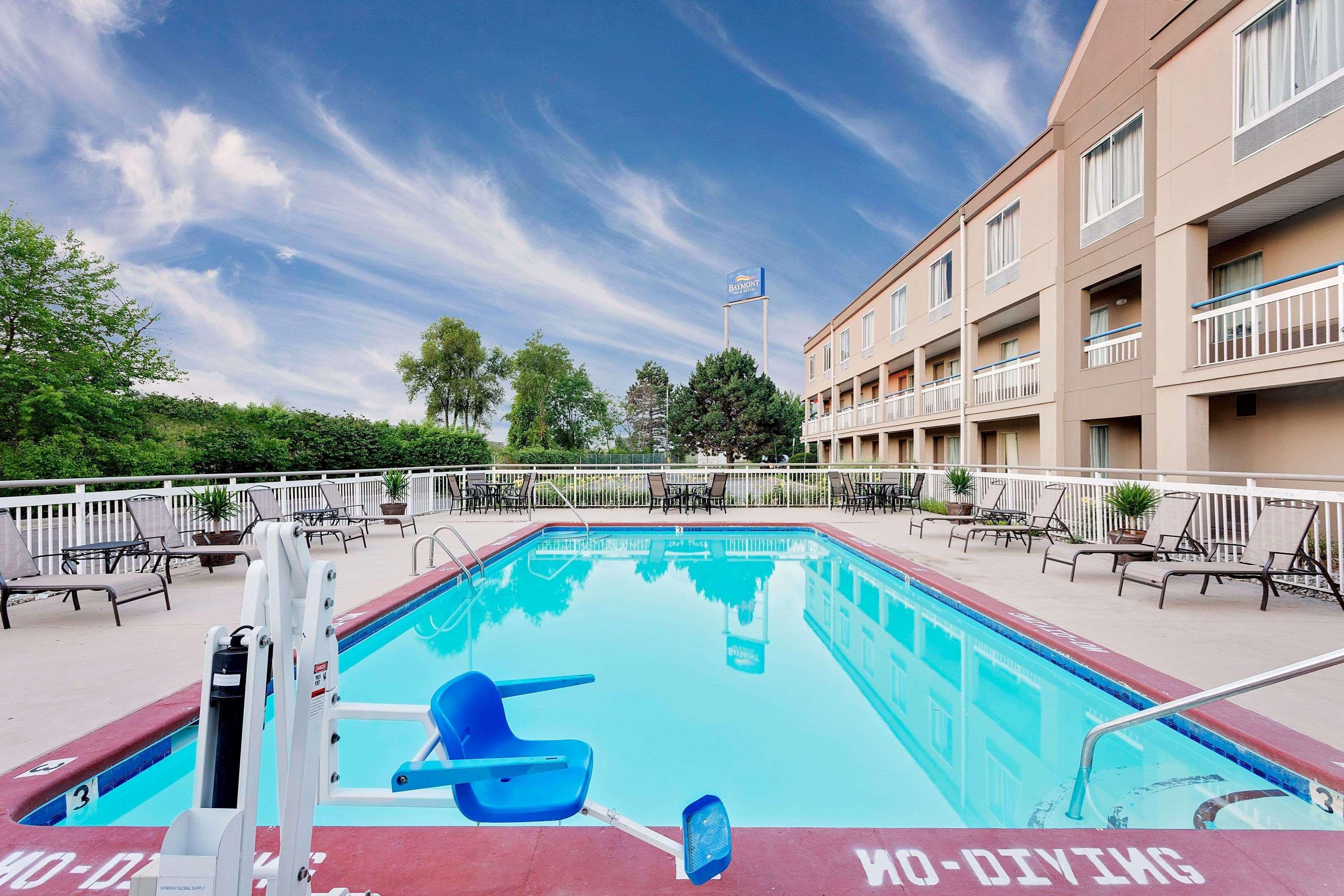 Baymont By Wyndham East 3*