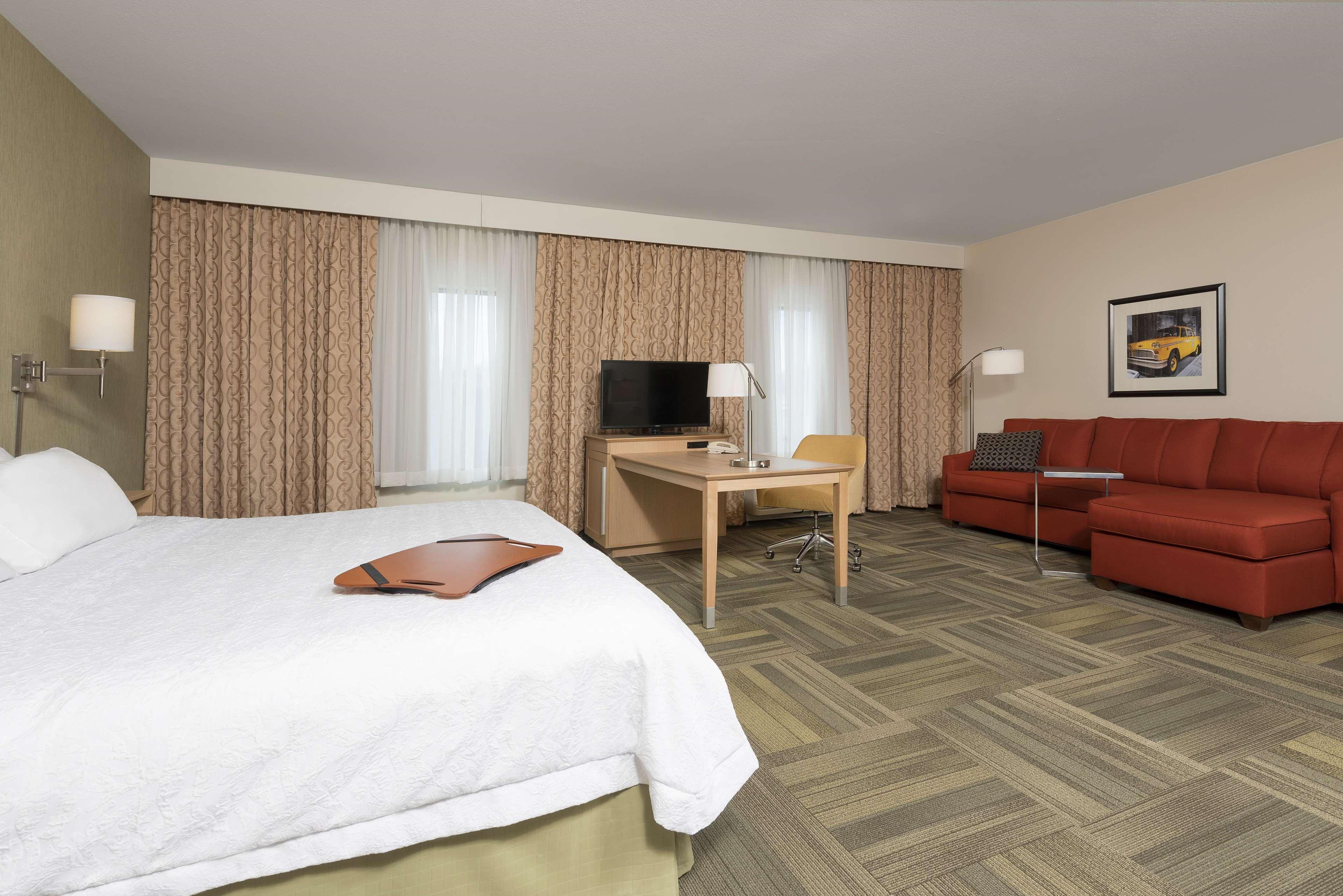 Hampton 3*