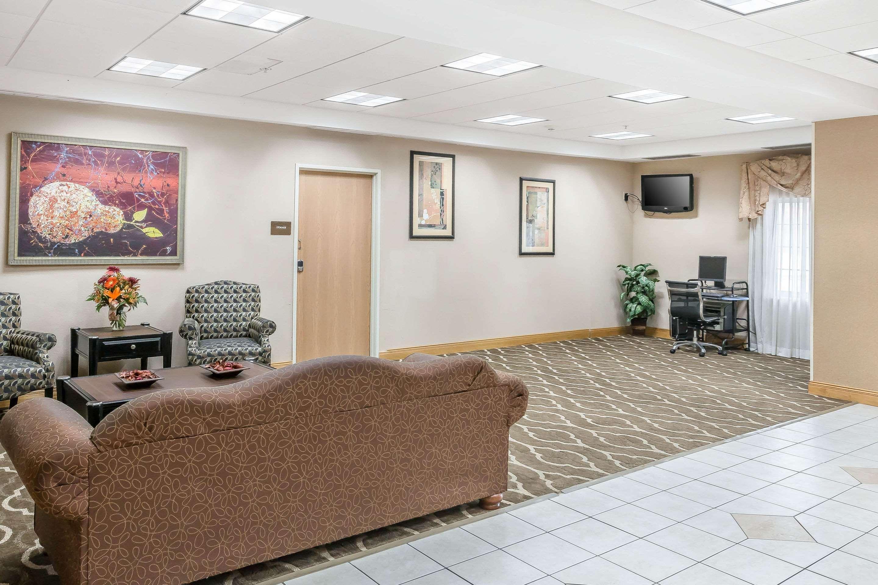 Comfort Downtown - Area Inn