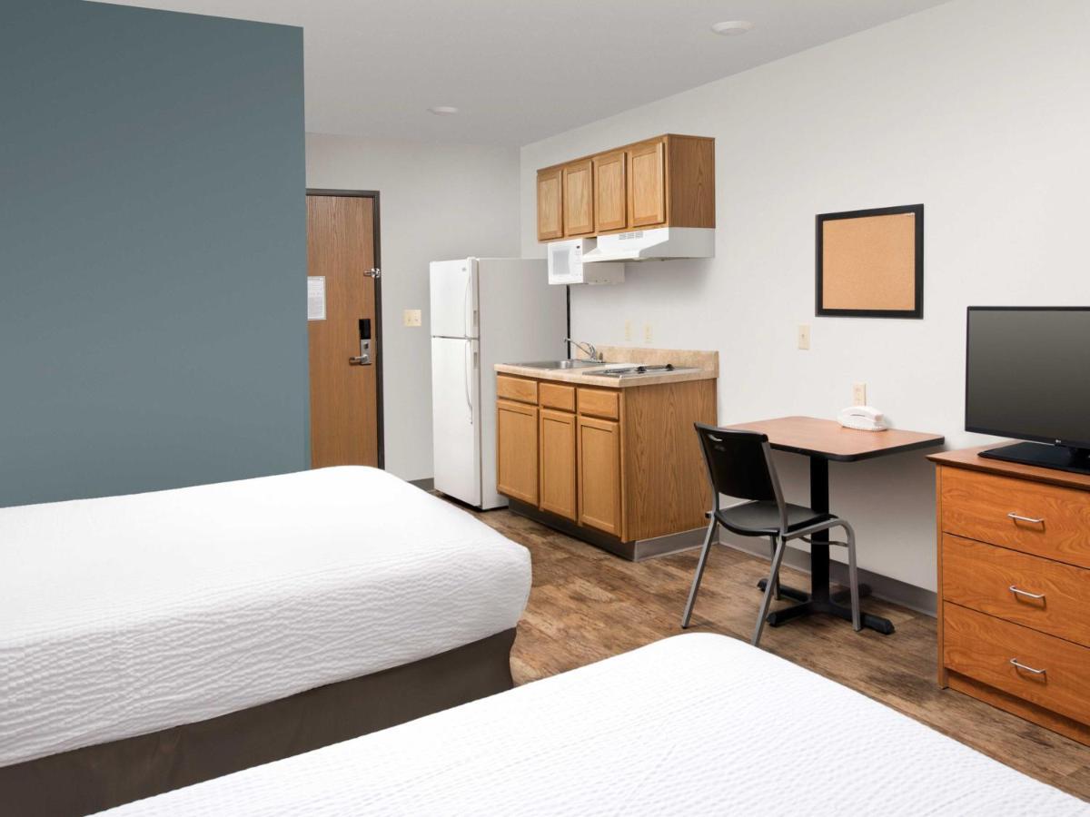 Extended America Select - - West Hotel 3*