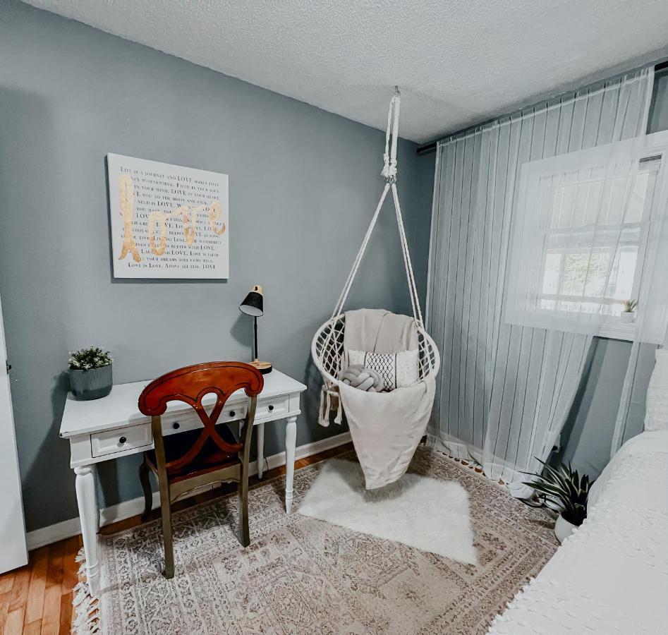Boho Cozy Home, Quiet, Free Parking Kalamazoo