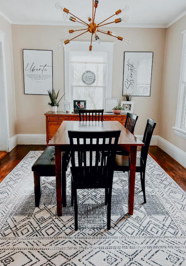 Beautiful Close To Downtown, Airport *