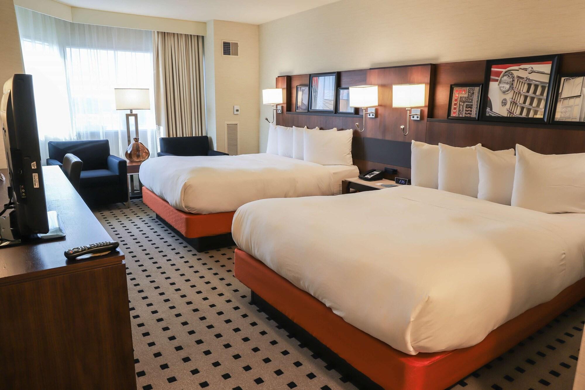 Radisson Plaza And Hotel 4*