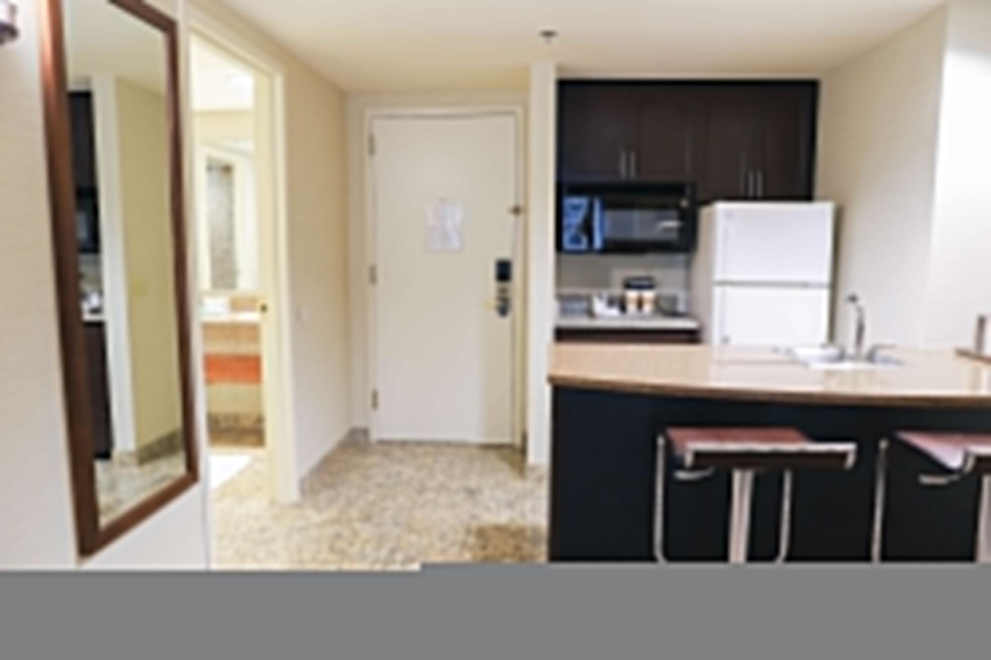 Hotel Radisson Plaza And 4*