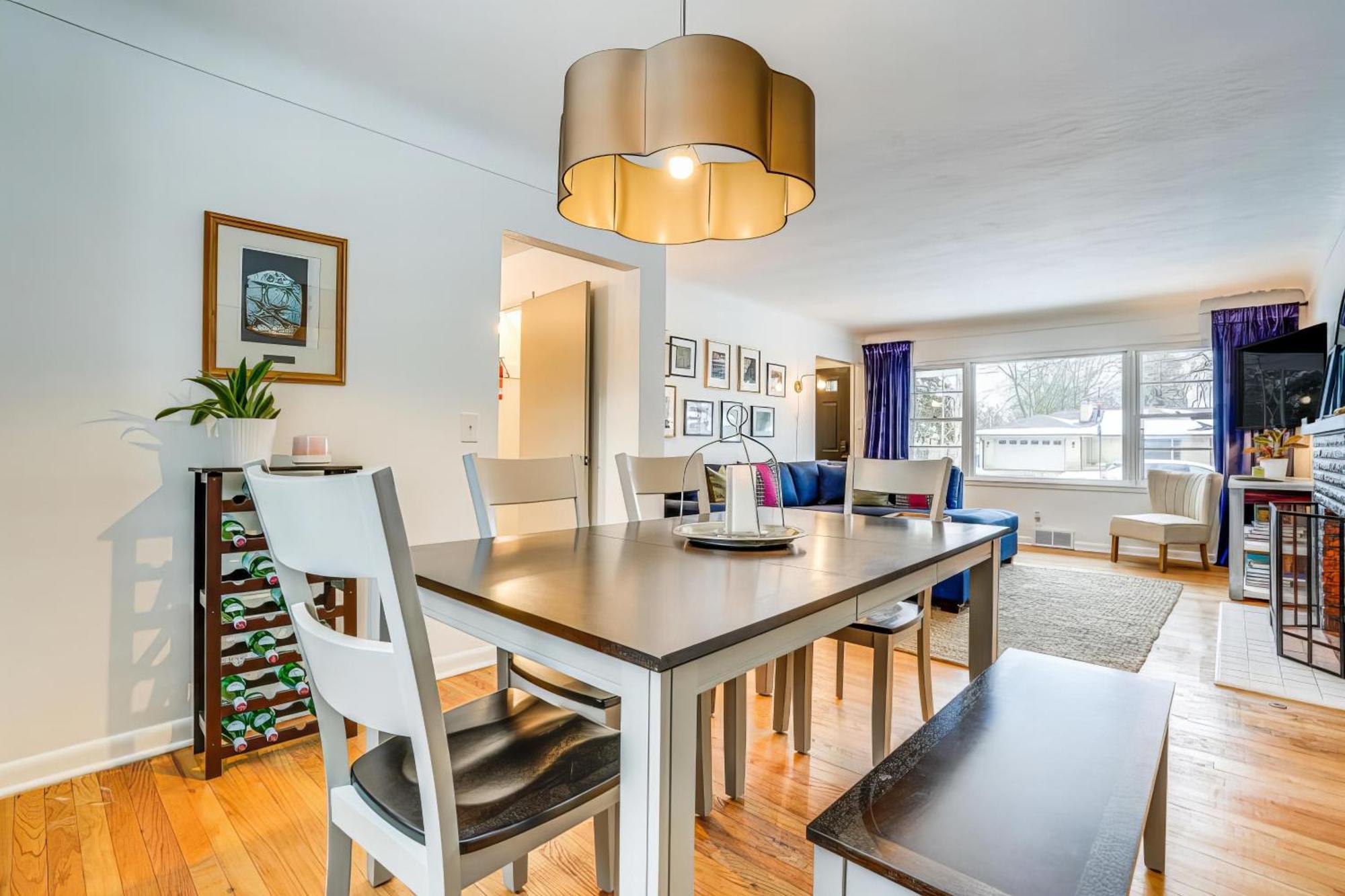 Wicks - Desirable Neighborhood Near Downtown Holiday home *