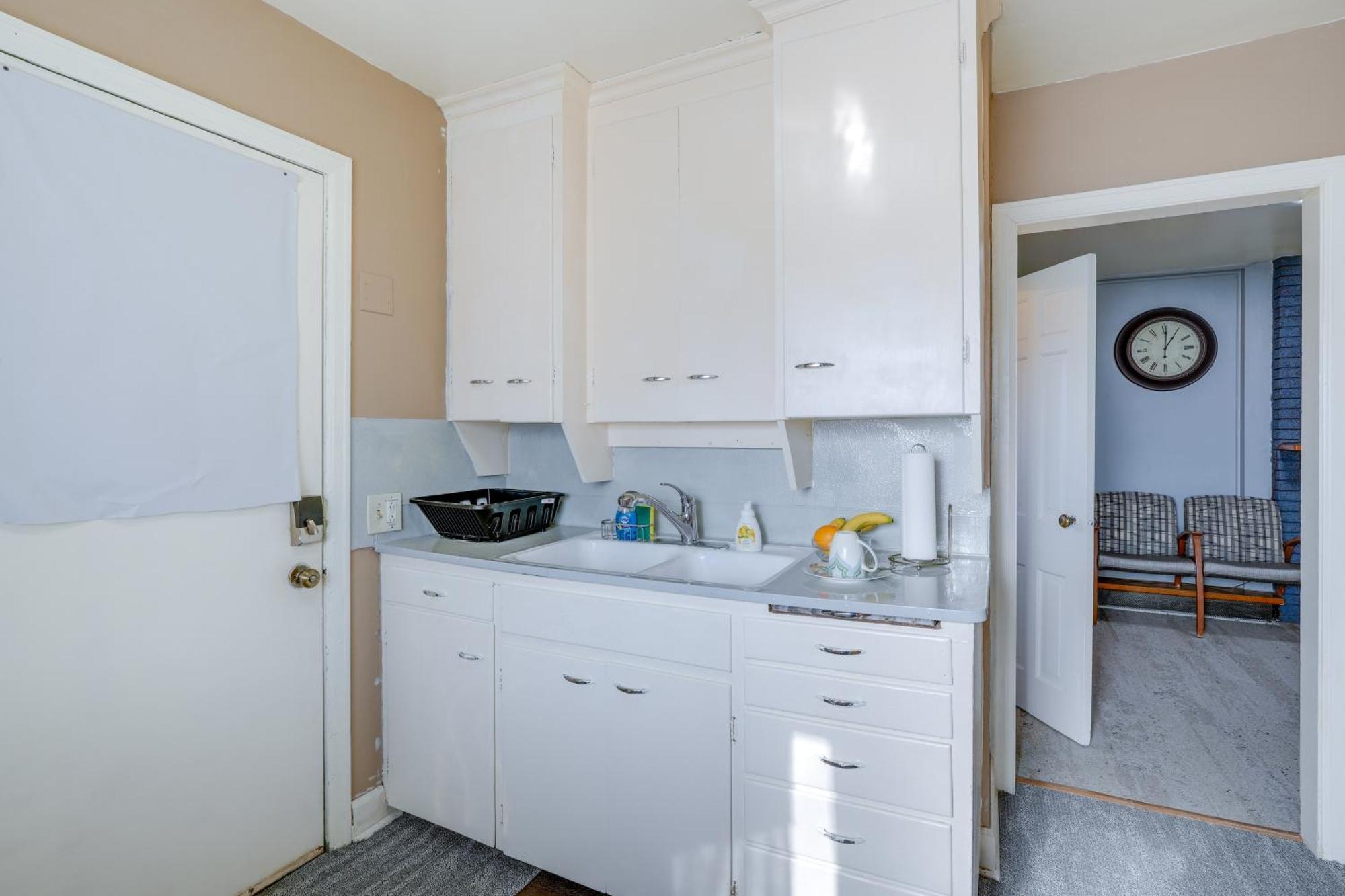 Vacation Near Golf And Parks!