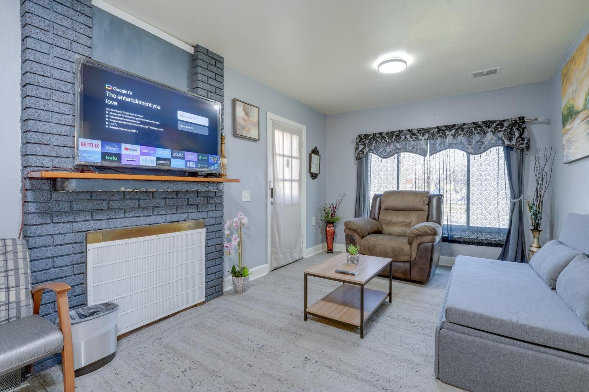 Vacation Near Golf And Parks! Holiday home Kalamazoo
