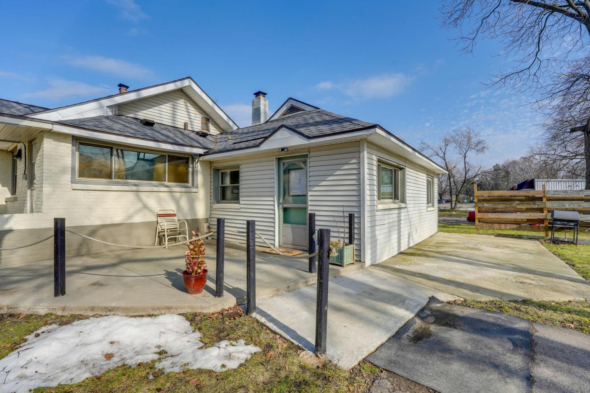 Holiday home Vacation Near Golf And Parks!