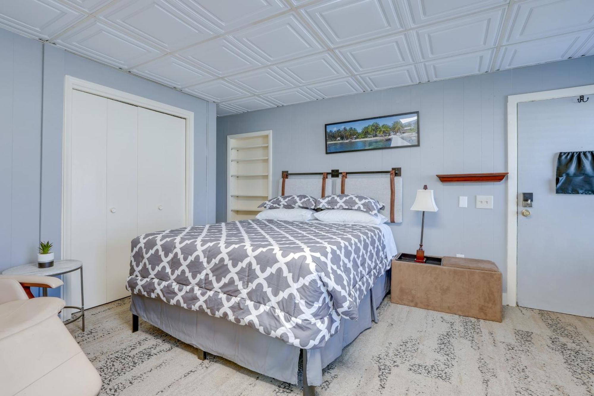 Apartment Cozy Studio, 4 Mi To Downtown Area! *