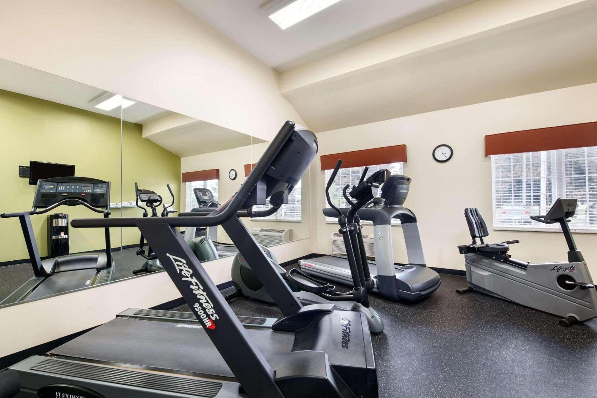 Country & By Radisson, Kalamazoo, Mi Hotel 3*