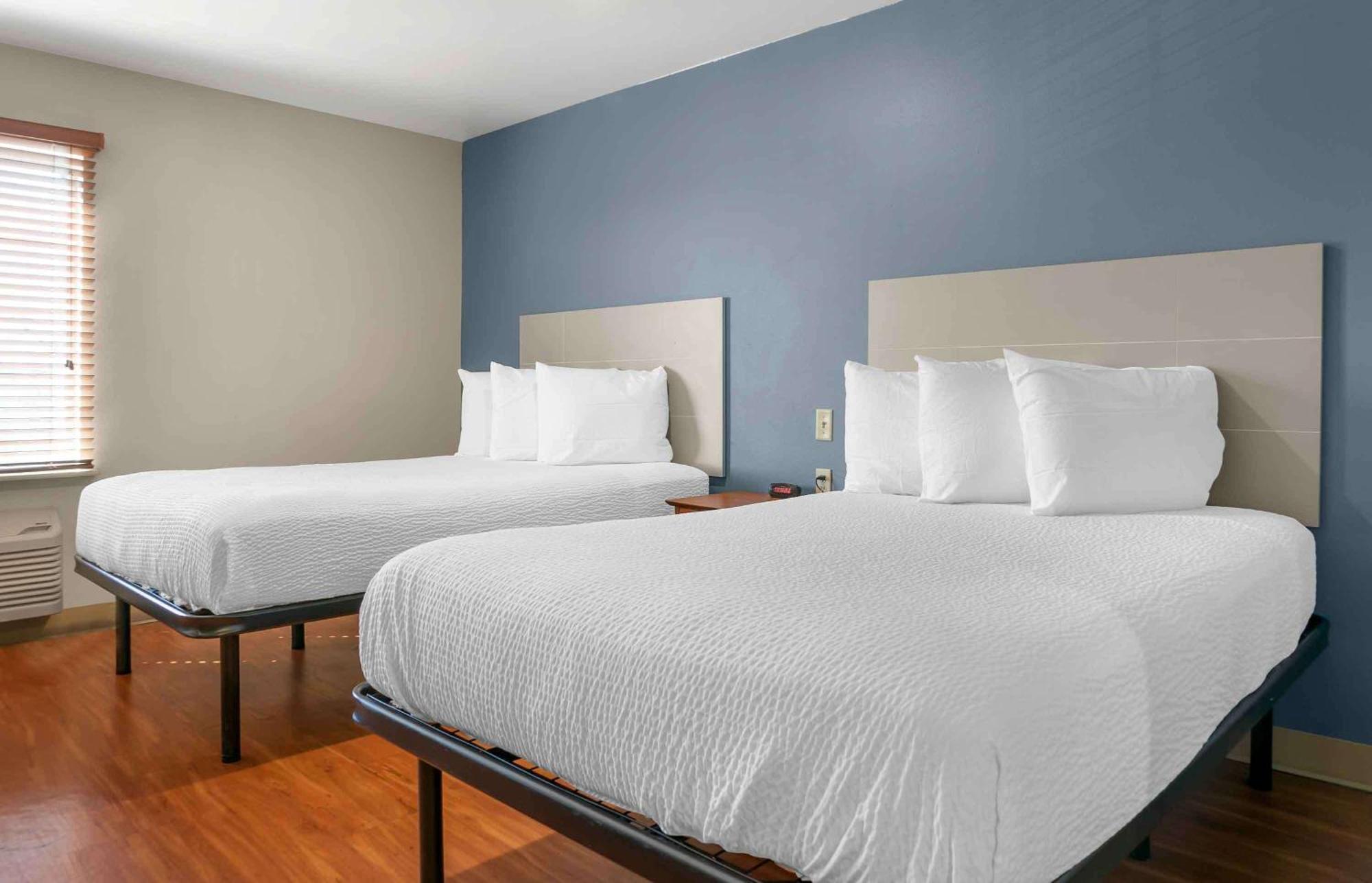 Extended America Select - - West Hotel 3*