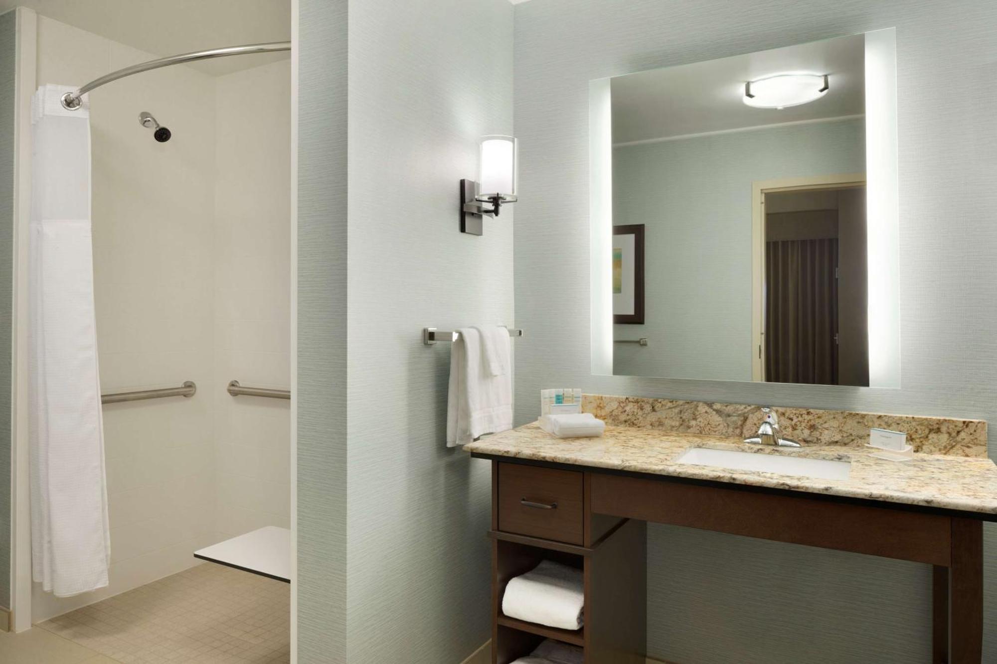 Hotel Homewood By Hilton Kalamazoo-portage 3*