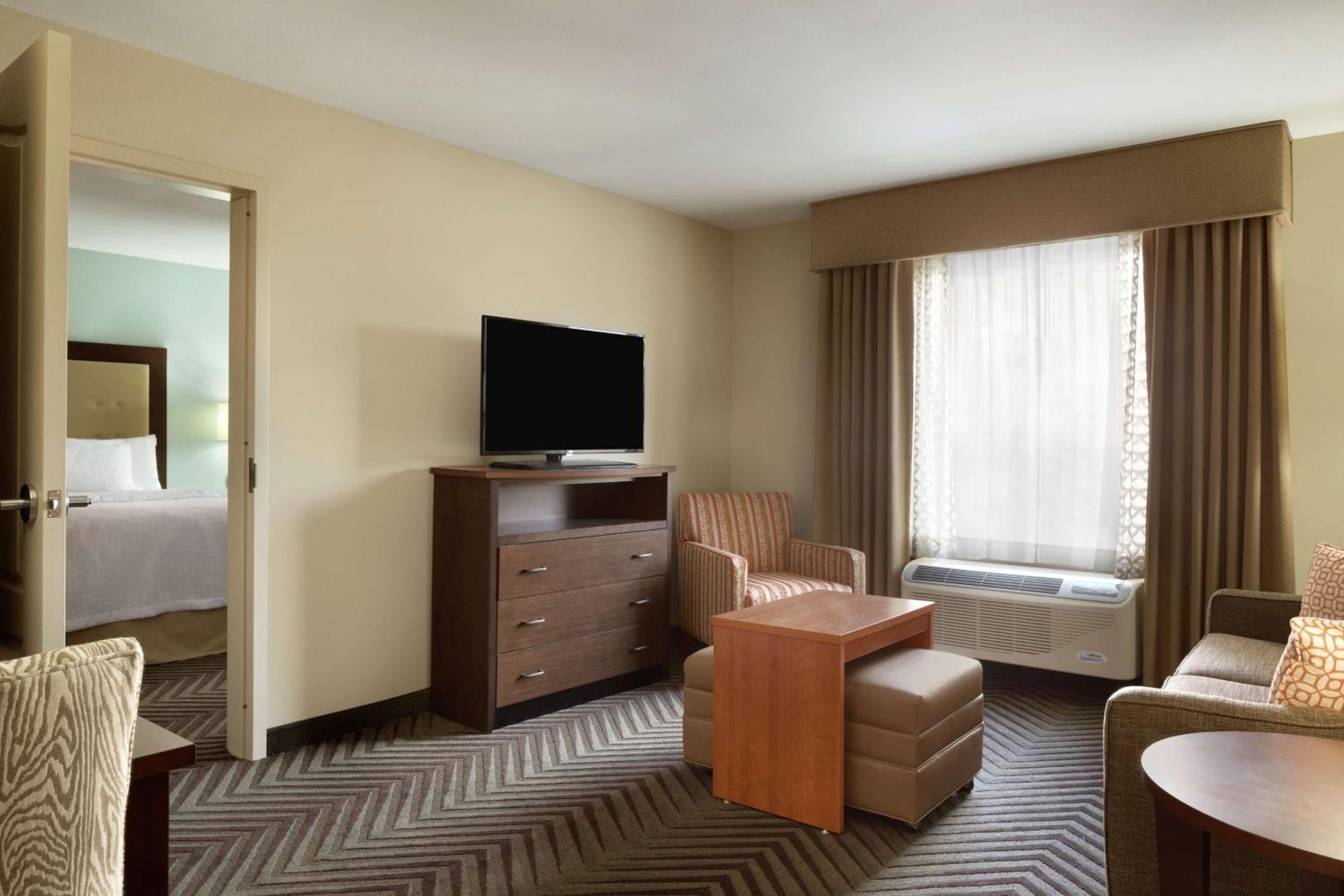 Hotel Homewood By Hilton Kalamazoo-portage