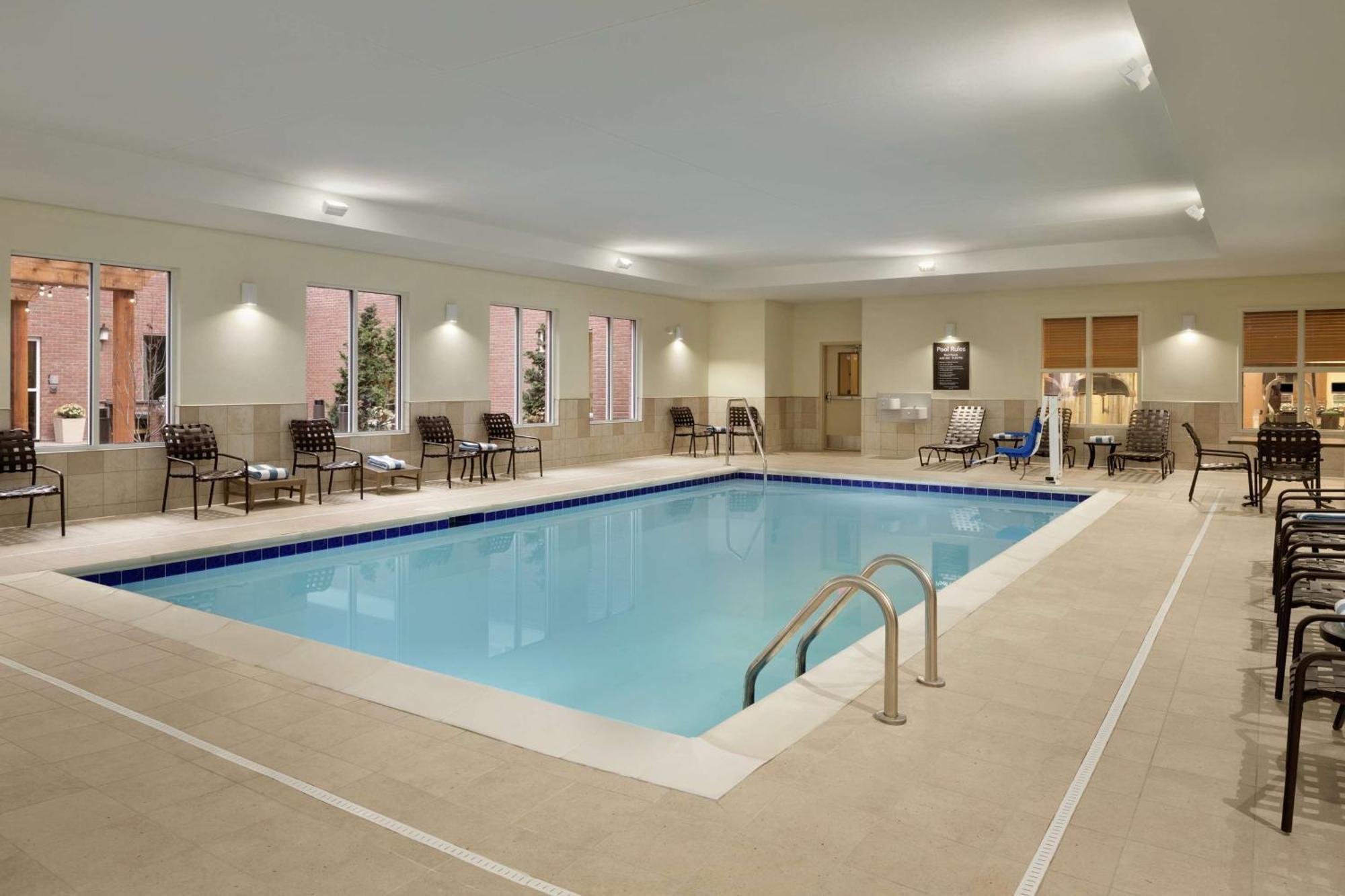 Homewood By Hilton Kalamazoo-portage Hotel 3*