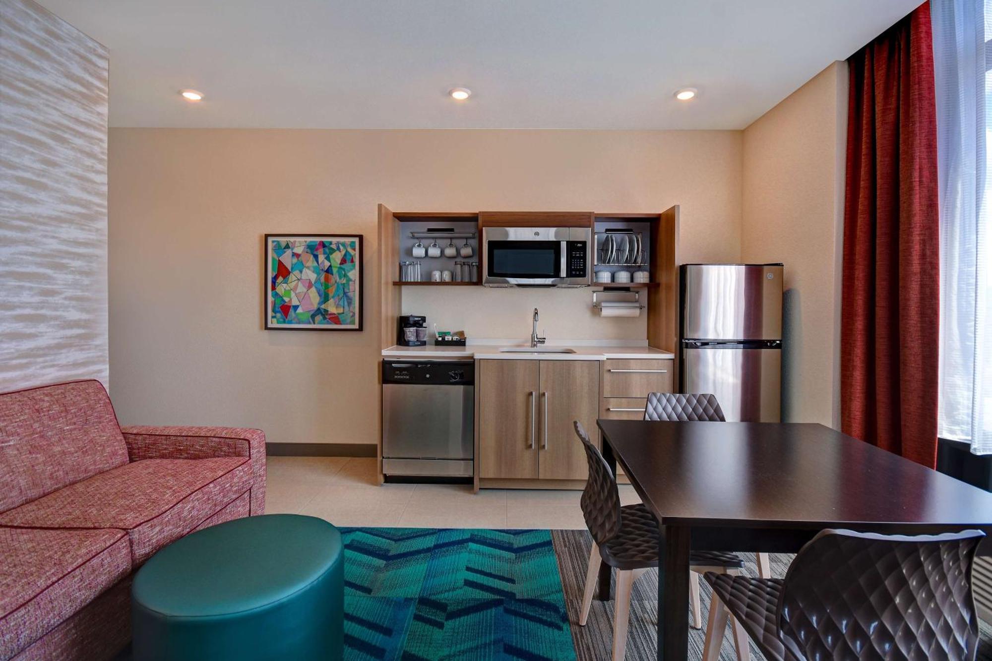 Home2 By Hilton Downtown, Mi Hotel 3*