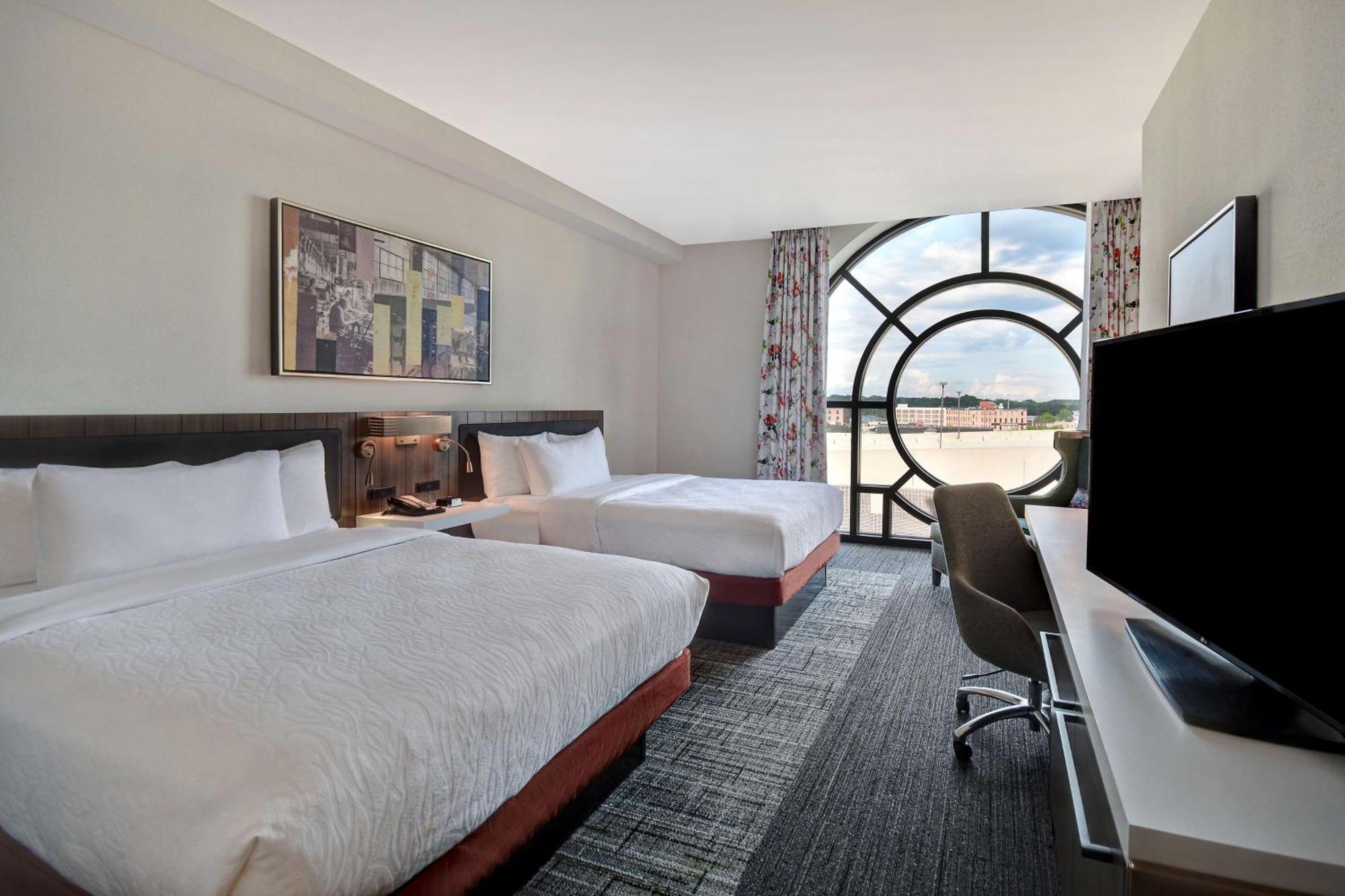 Hotel Hilton Garden Downtown 3*