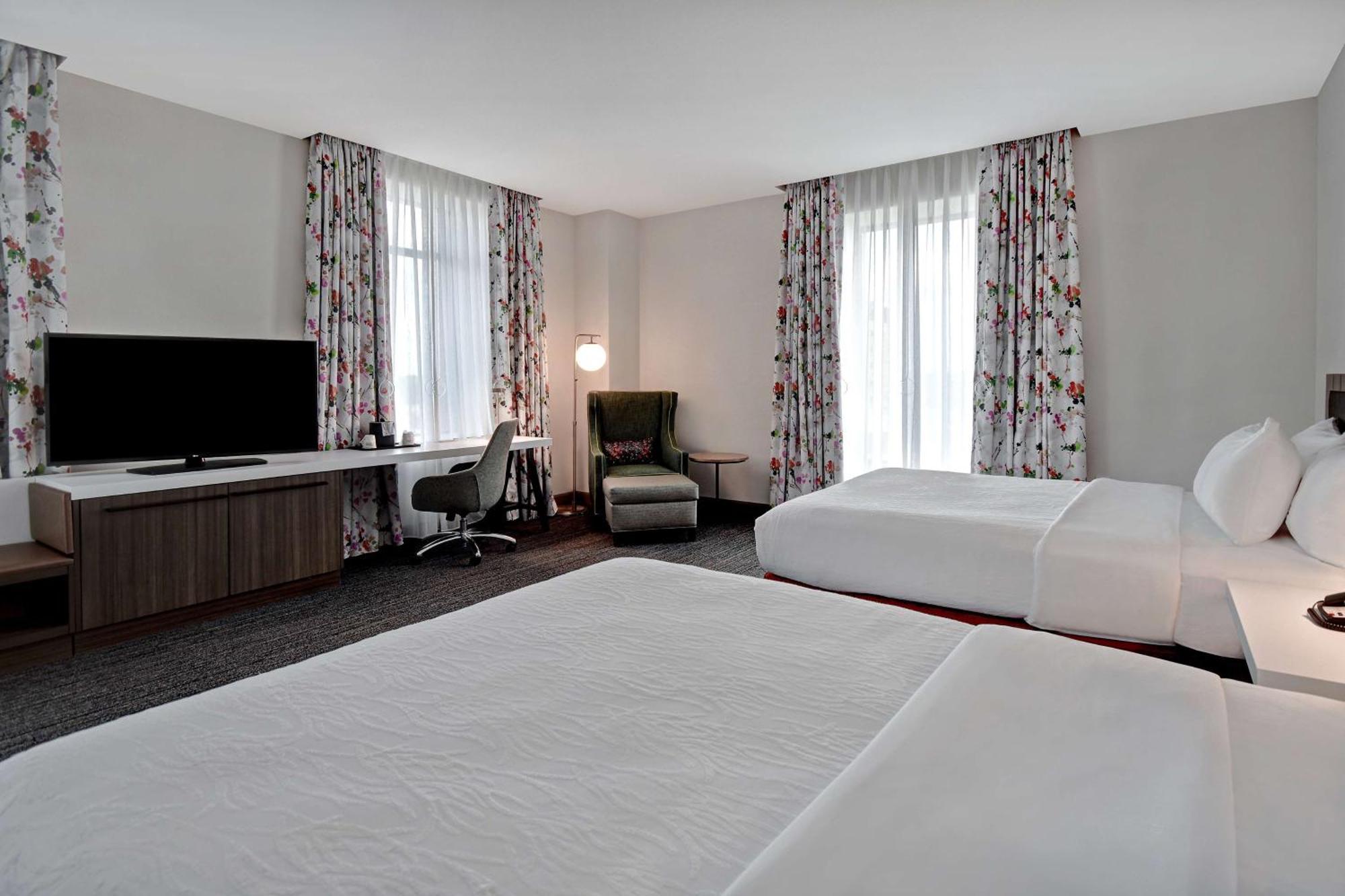 Hilton Garden Downtown Hotel 3*