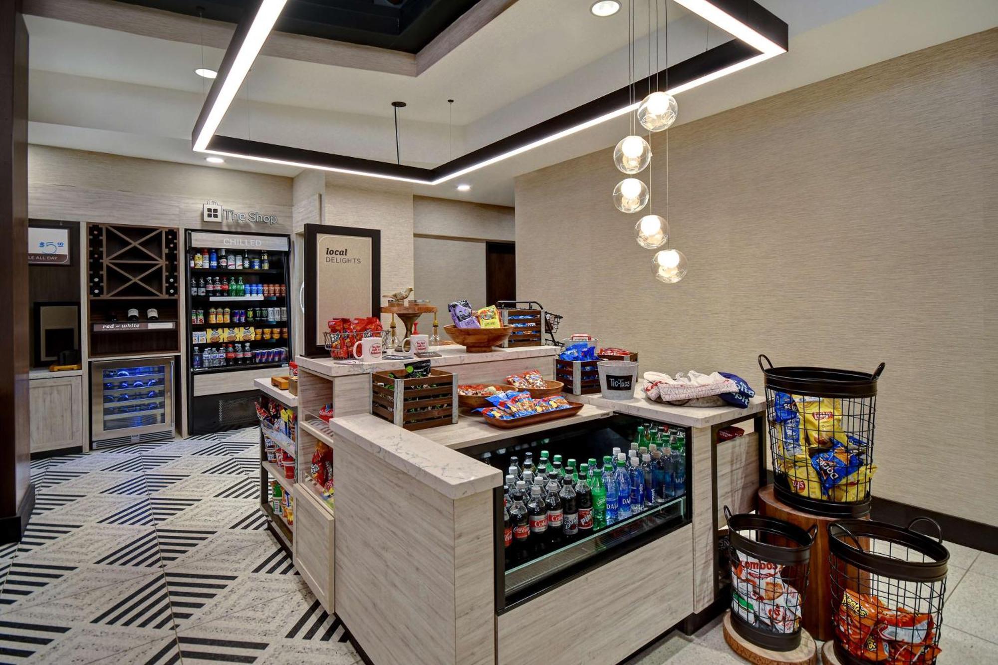 Hilton Garden Downtown Hotel