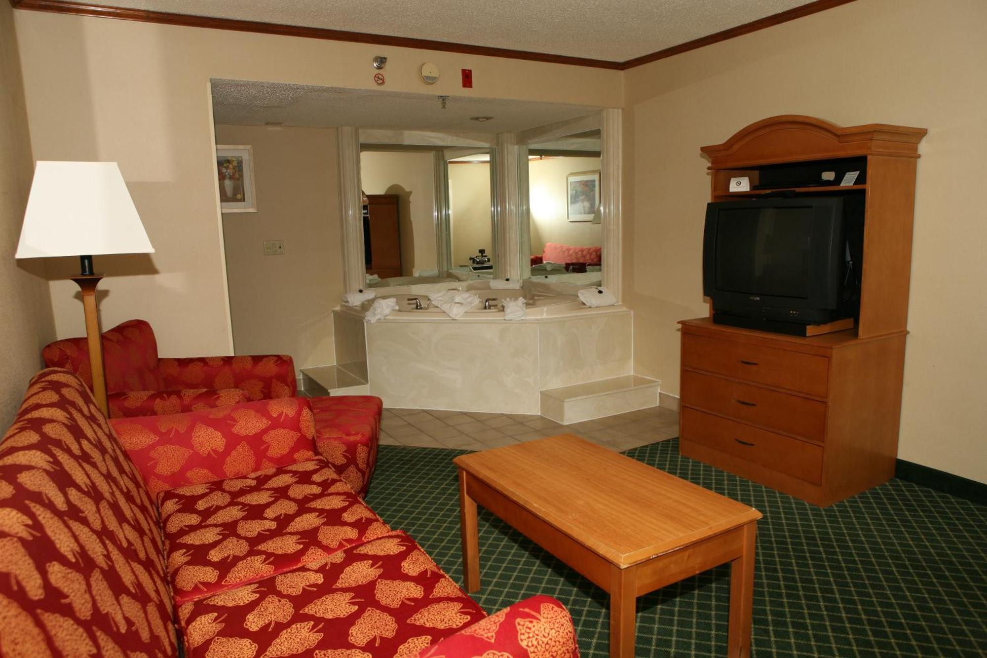 Baymont By Wyndham East Hotel Kalamazoo