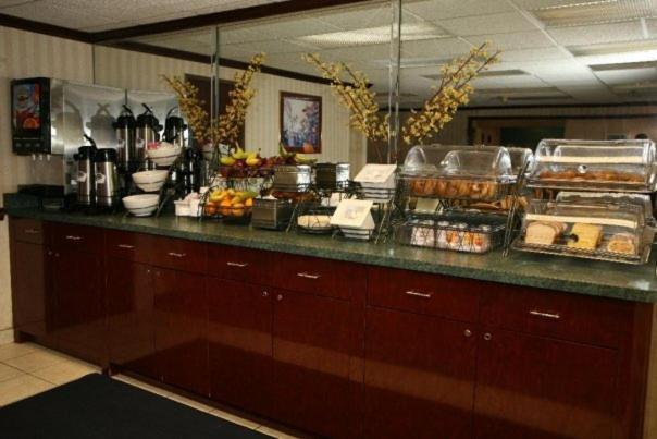 Baymont By Wyndham West Hotel Kalamazoo
