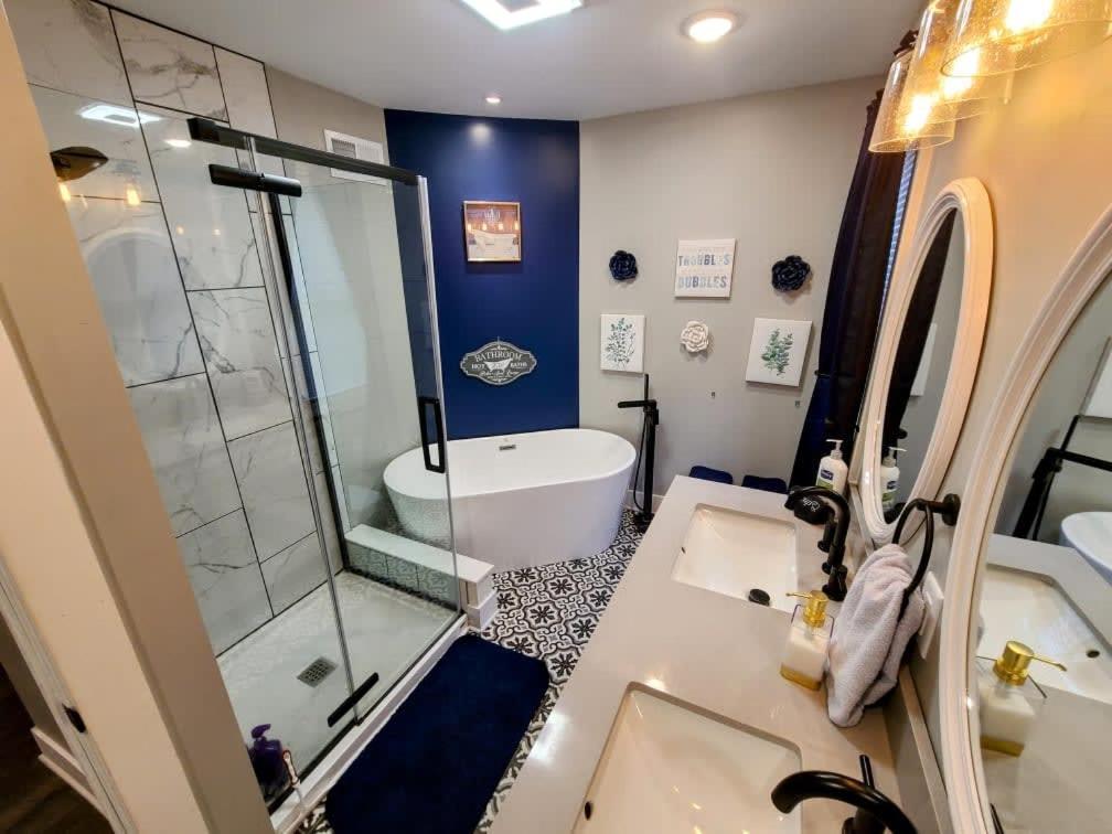 Holiday home Luxury Listing - 92 Walkable Score Downtown Kzoo Kalamazoo