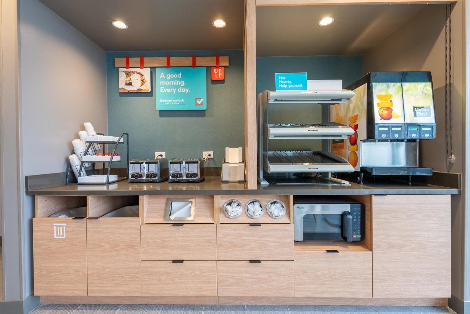 Avid - East By Ihg 2*