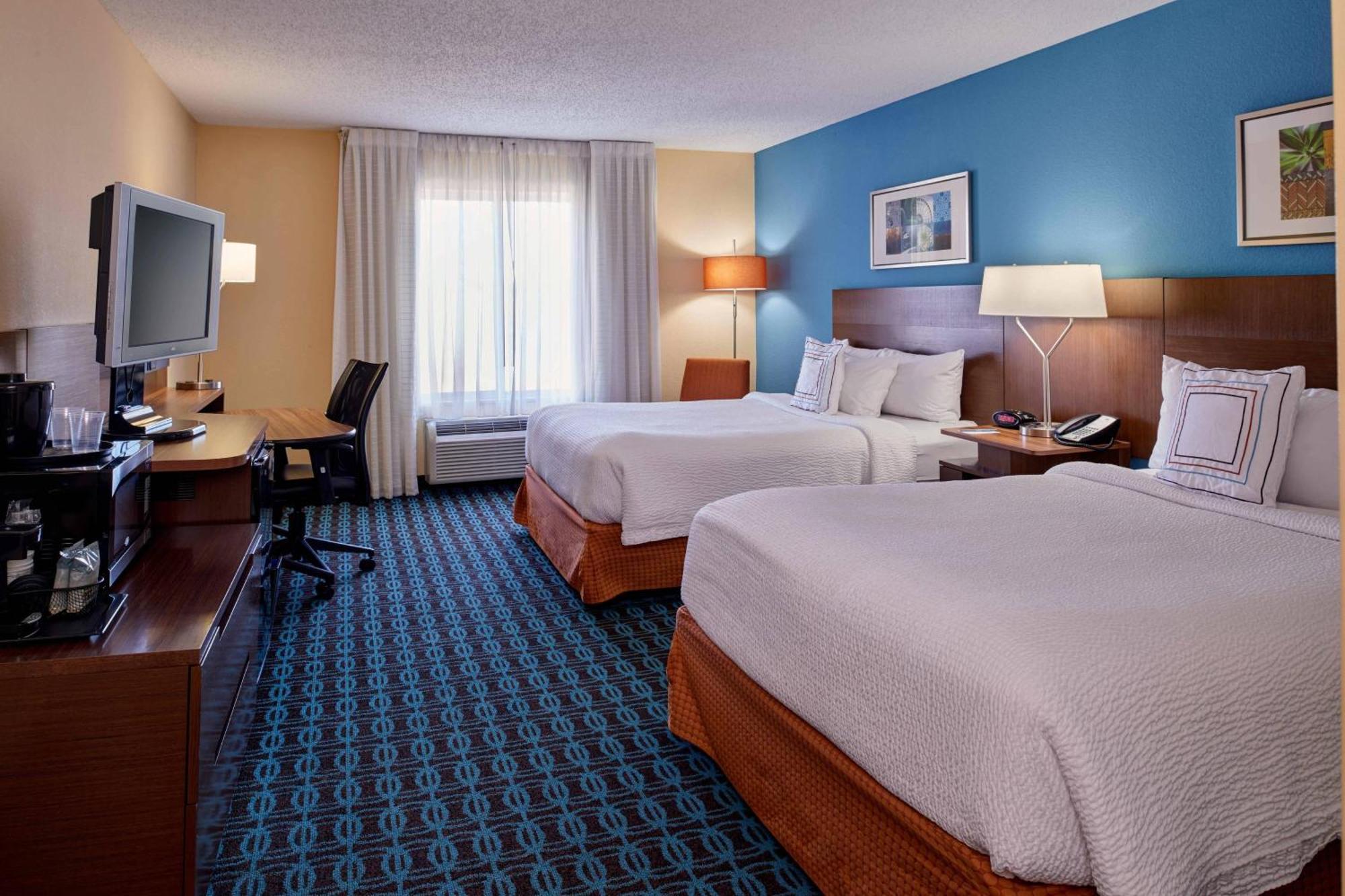 Fairfield By Marriott West