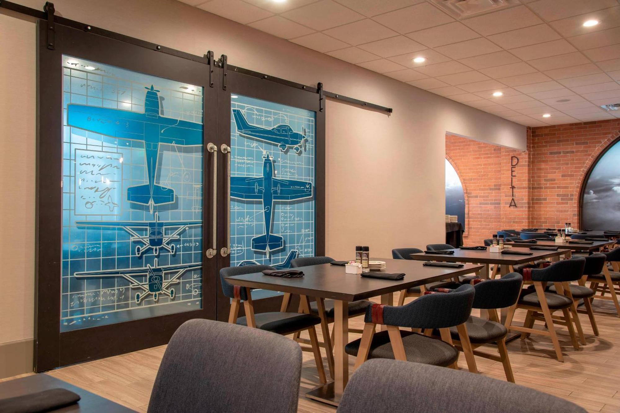 Hotel Delta By Marriott Conference Center 3*