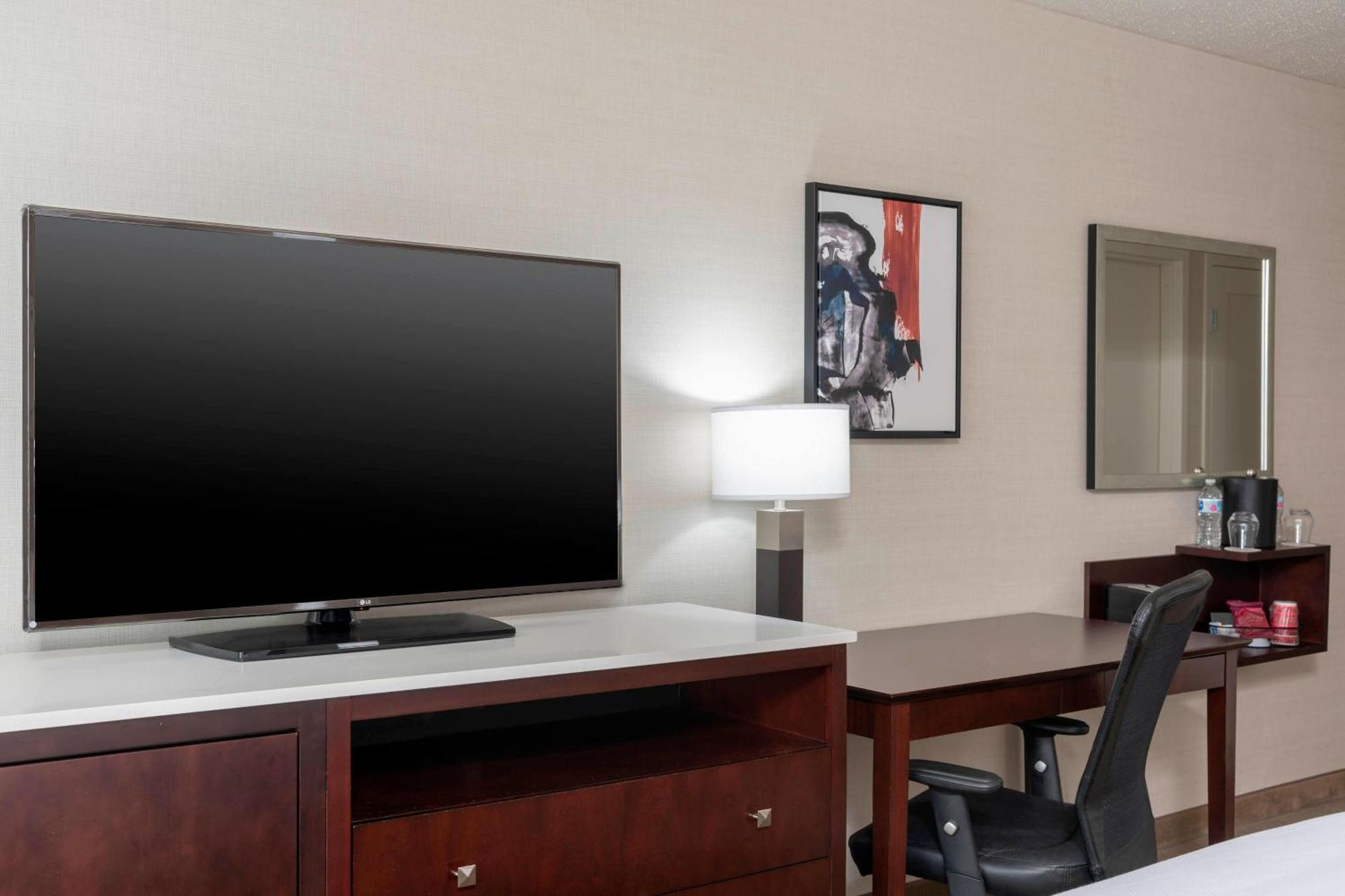 Hotel Delta By Marriott Conference Center 3*