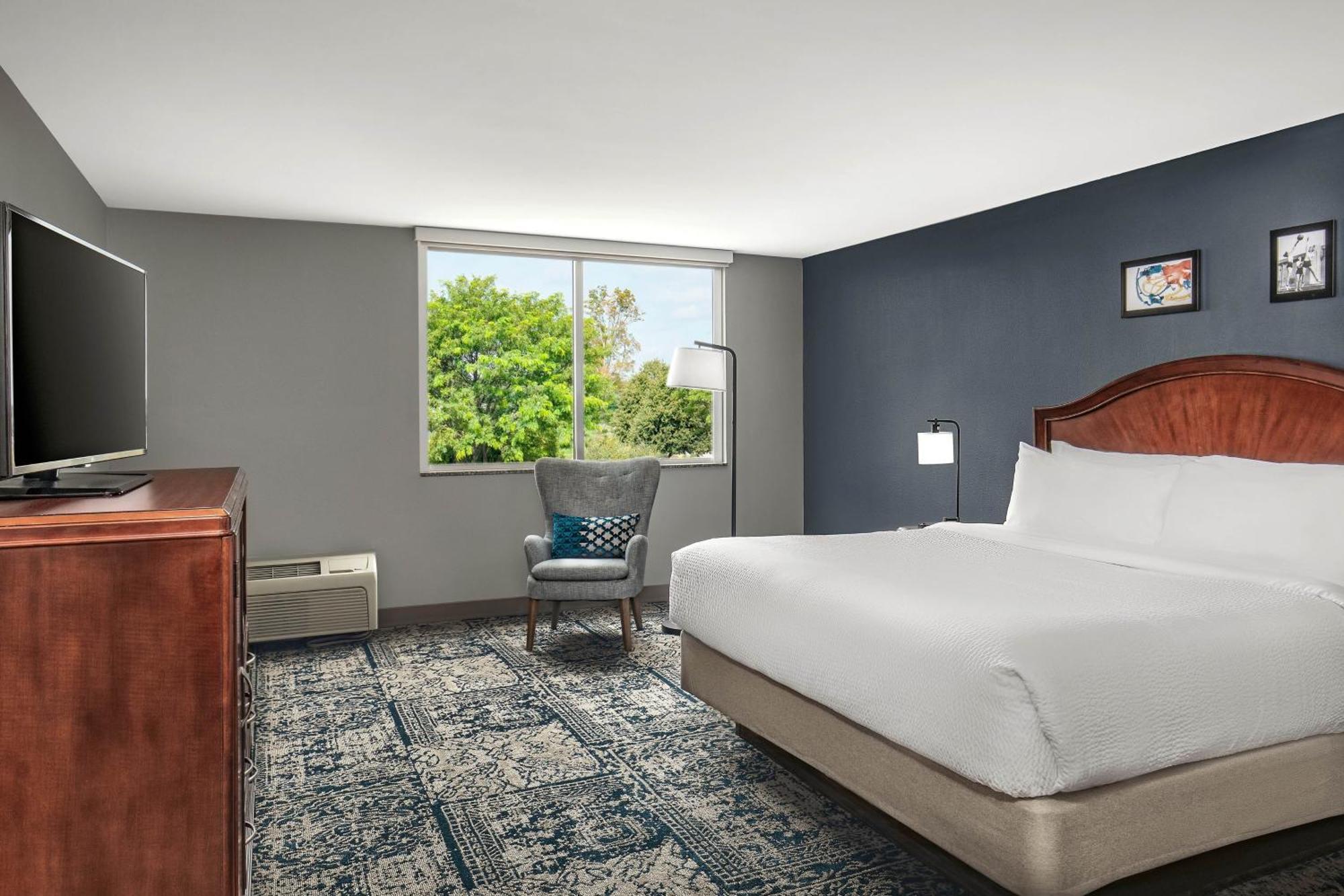 Four Points By Sheraton Hotel