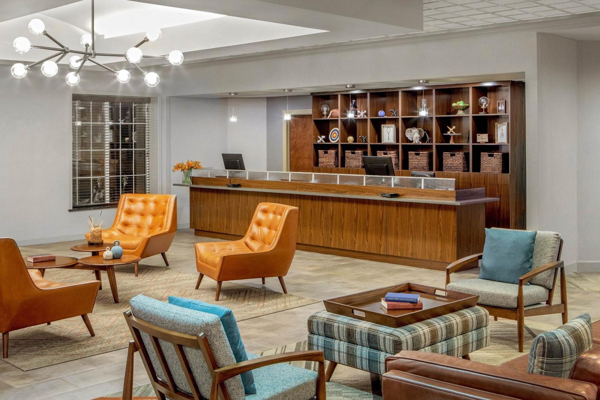 Hotel Four Points By Sheraton 3*