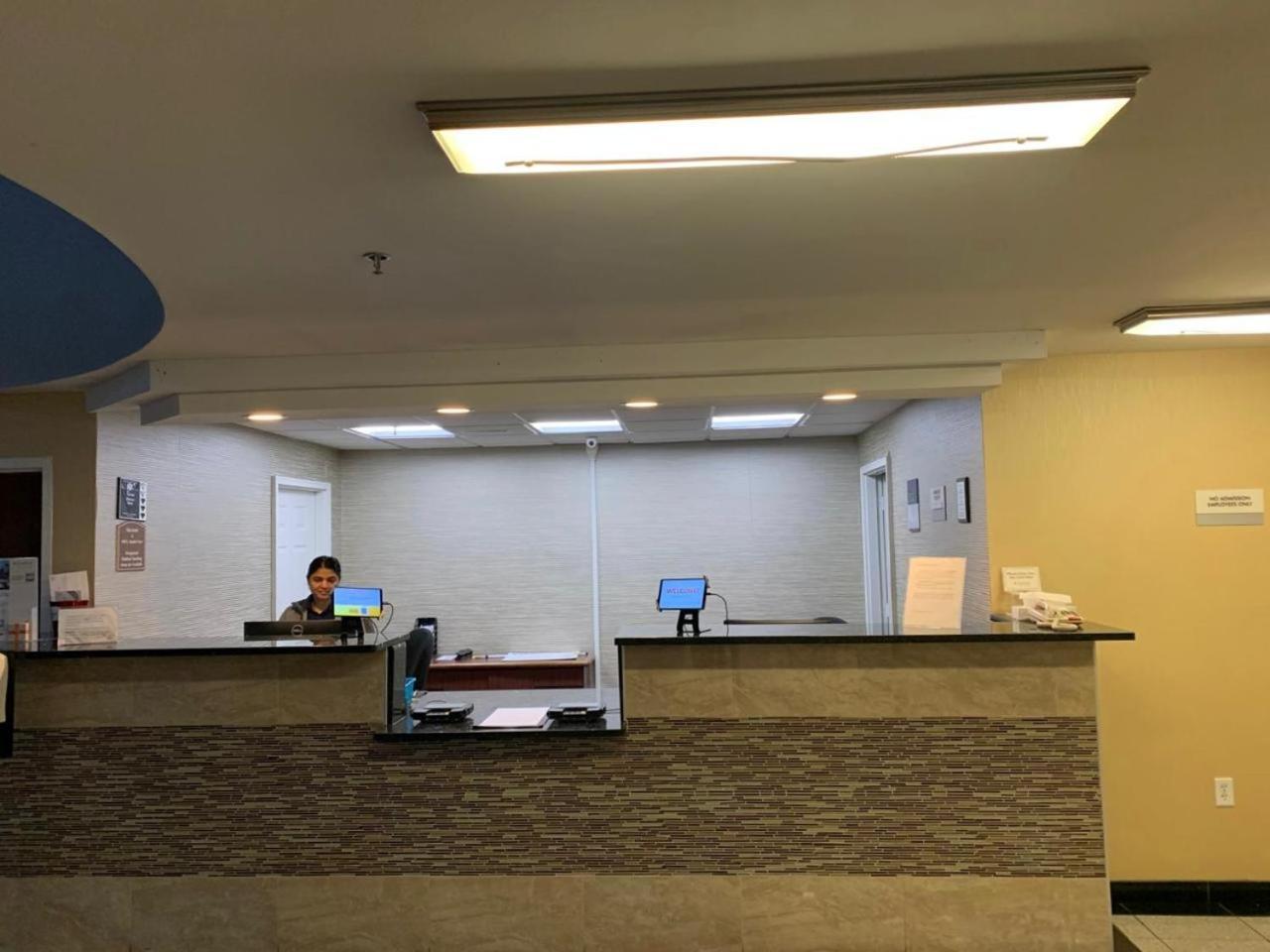 Clarion Inn 3*