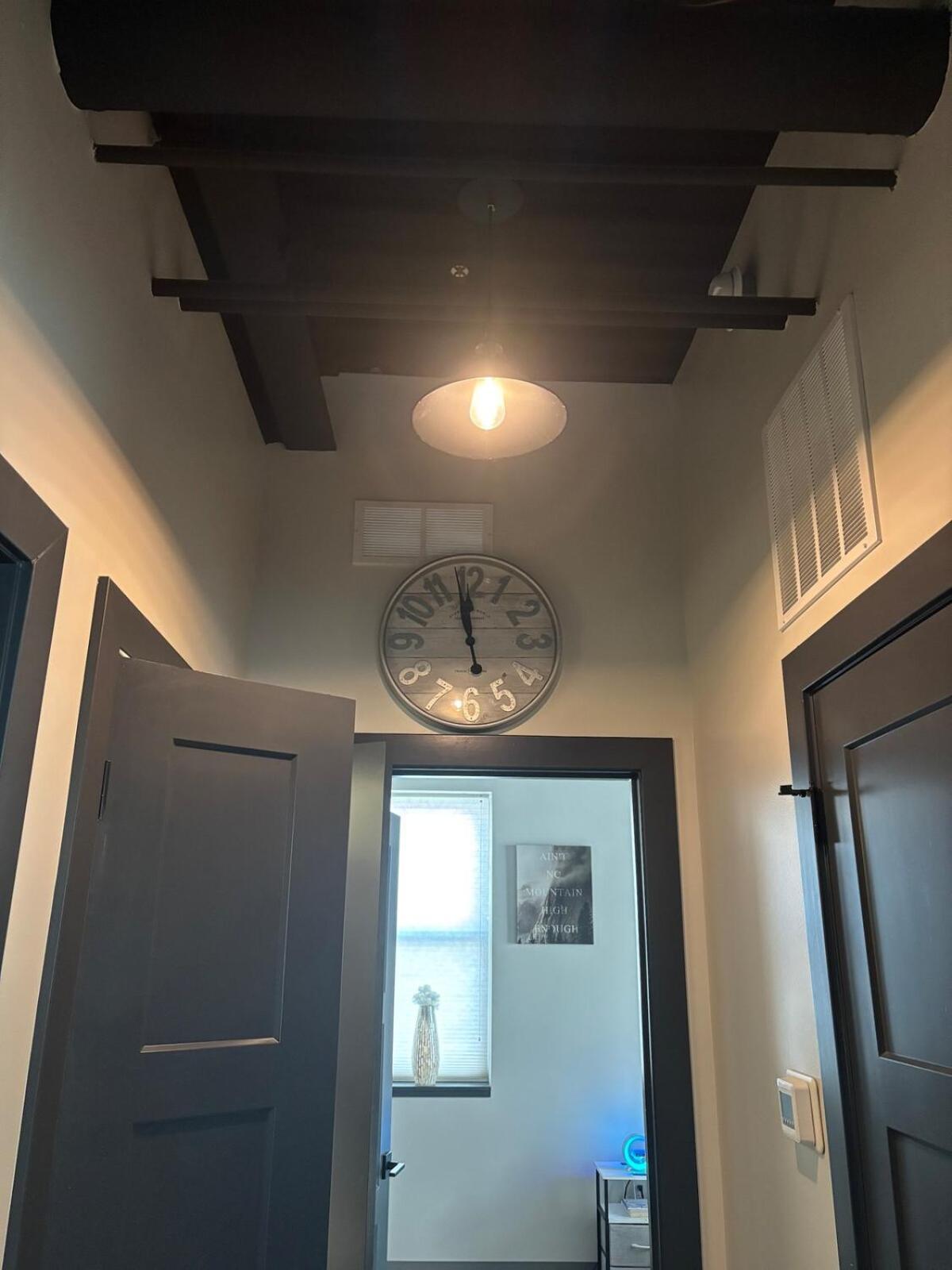 Apartment Downtown 1 Bedroom View Of 301 Kalamazoo