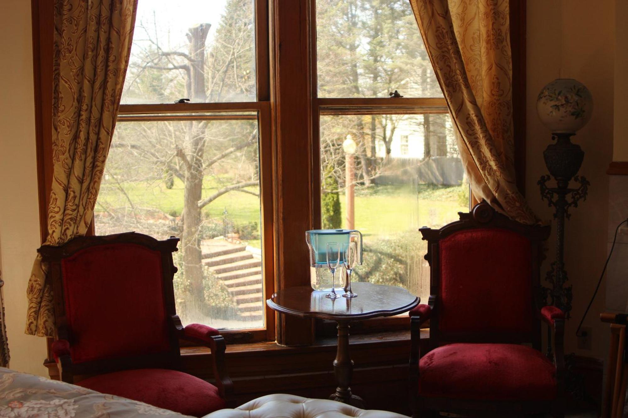 Henderson Castle 3*