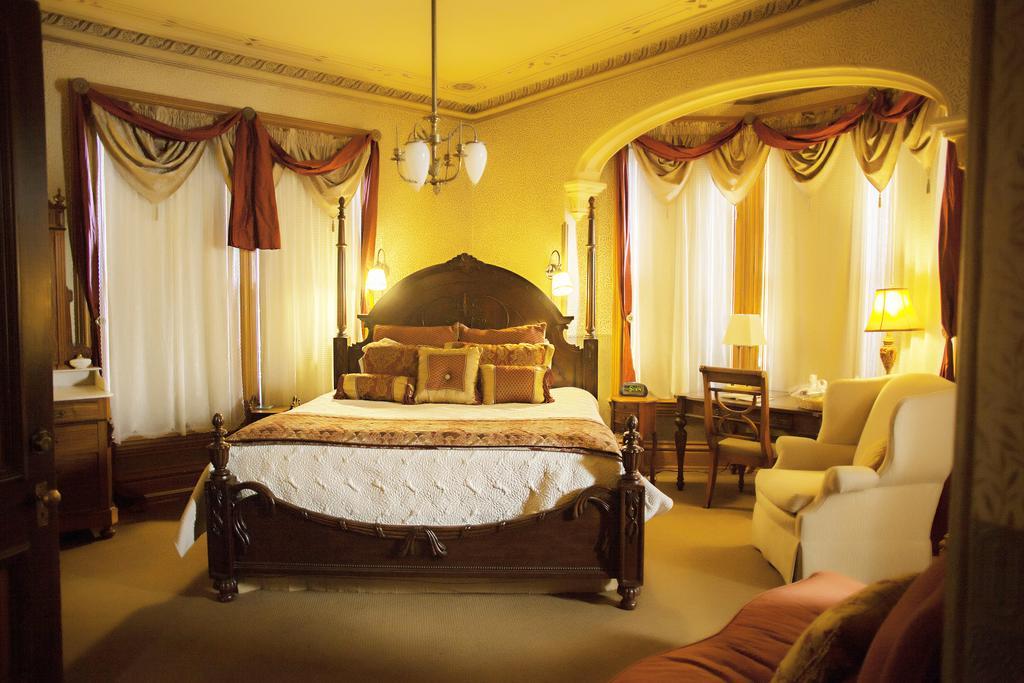 House Bed & Breakfast 5*