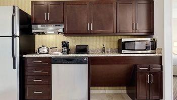 Hotel Homewood By Hilton Kalamazoo-portage