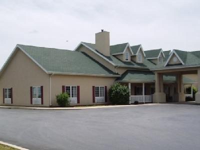 Hotel Country & By Radisson, Kalamazoo, Mi 3*