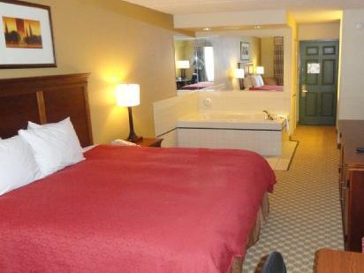 Hotel Country & By Radisson, Kalamazoo, Mi Kalamazoo