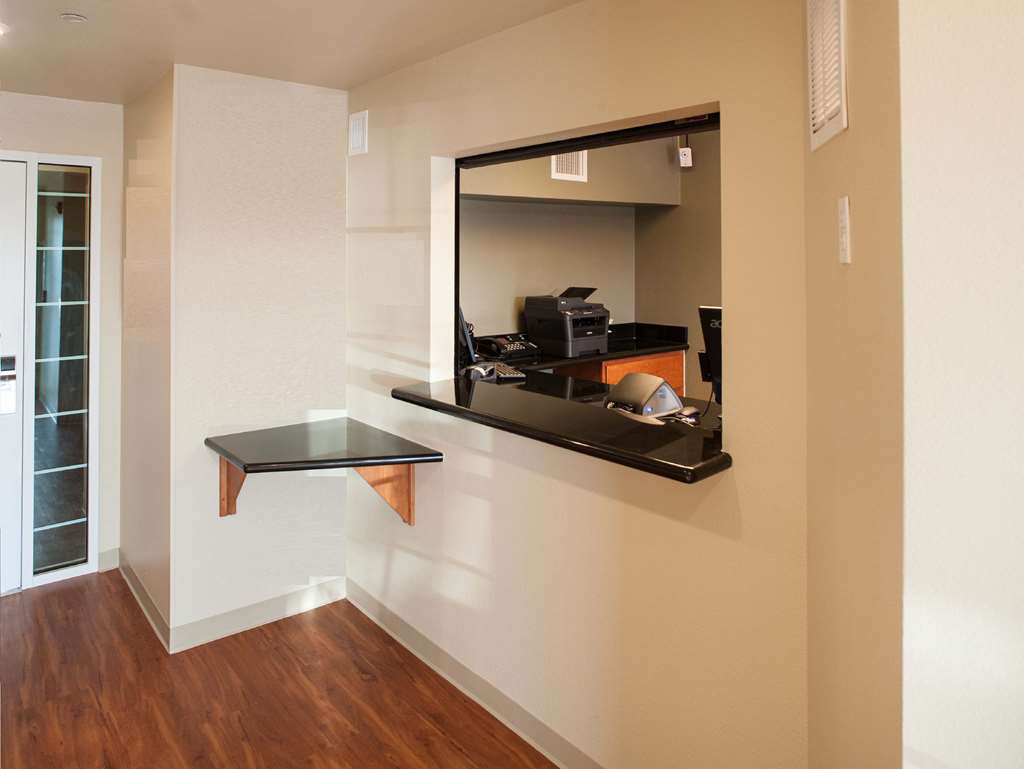 Extended America Select - - West Kalamazoo